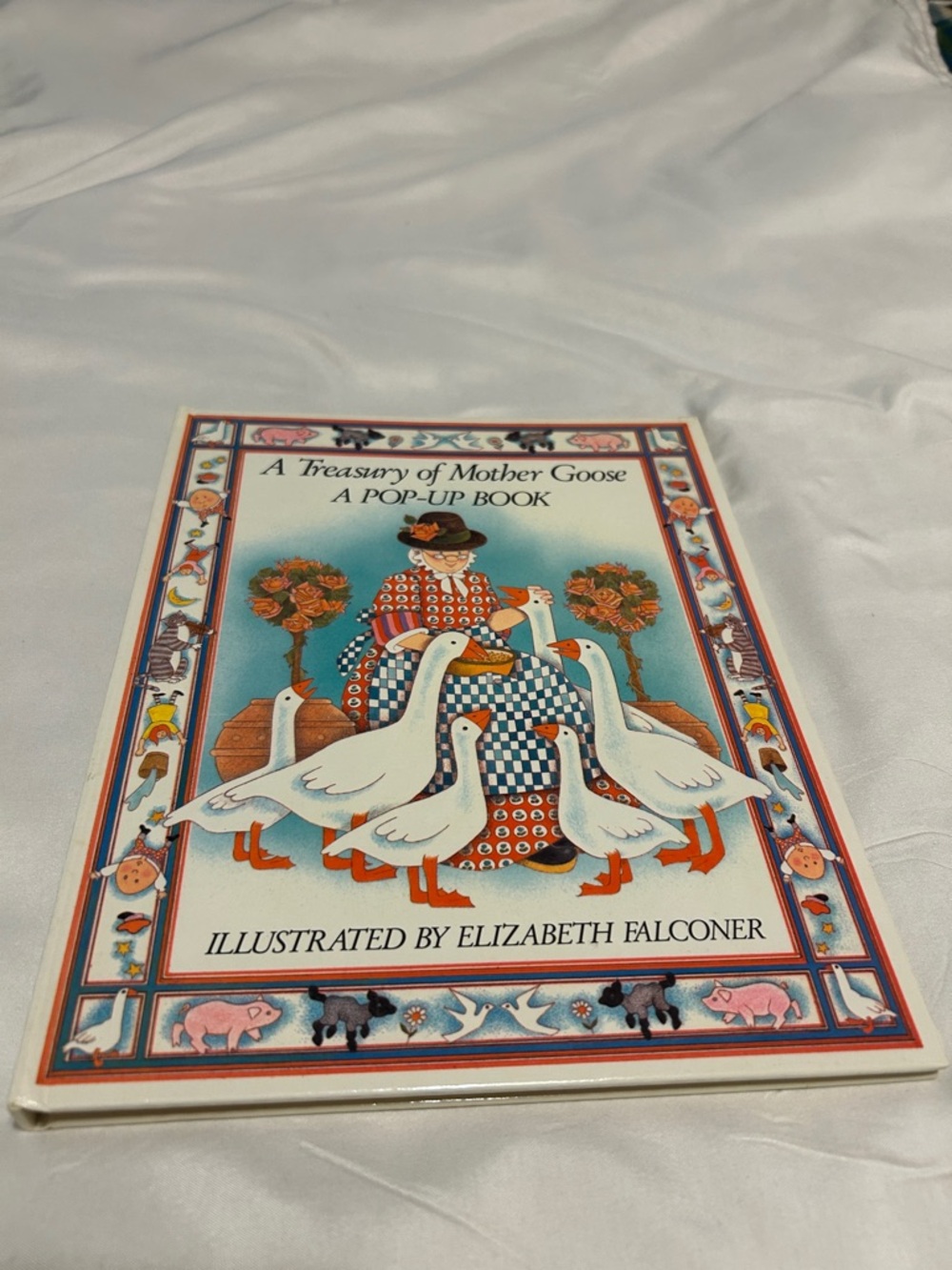 🦉3for$10 Moving🚚Sale A treasury of Mother Goose pop-up book Elizabeth falconer
